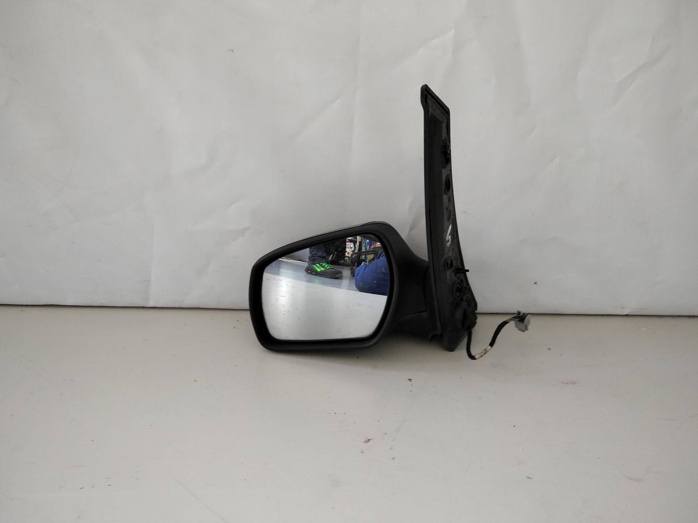 Retrovisore est. regolaz. elettr. sx.